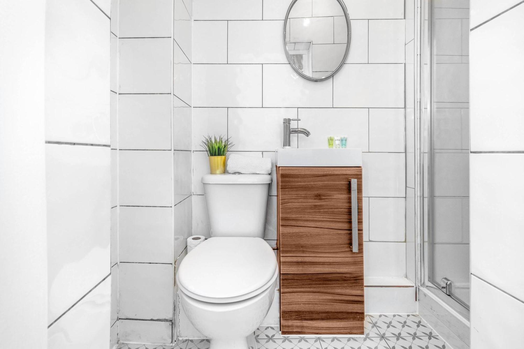 Luxury Apartment - Wolverhampton Centre 12C מראה חיצוני תמונה